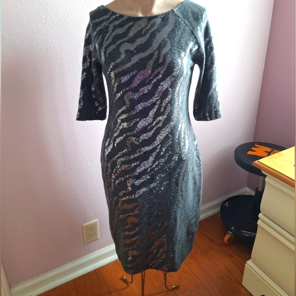 Knit Sequined animal print dress